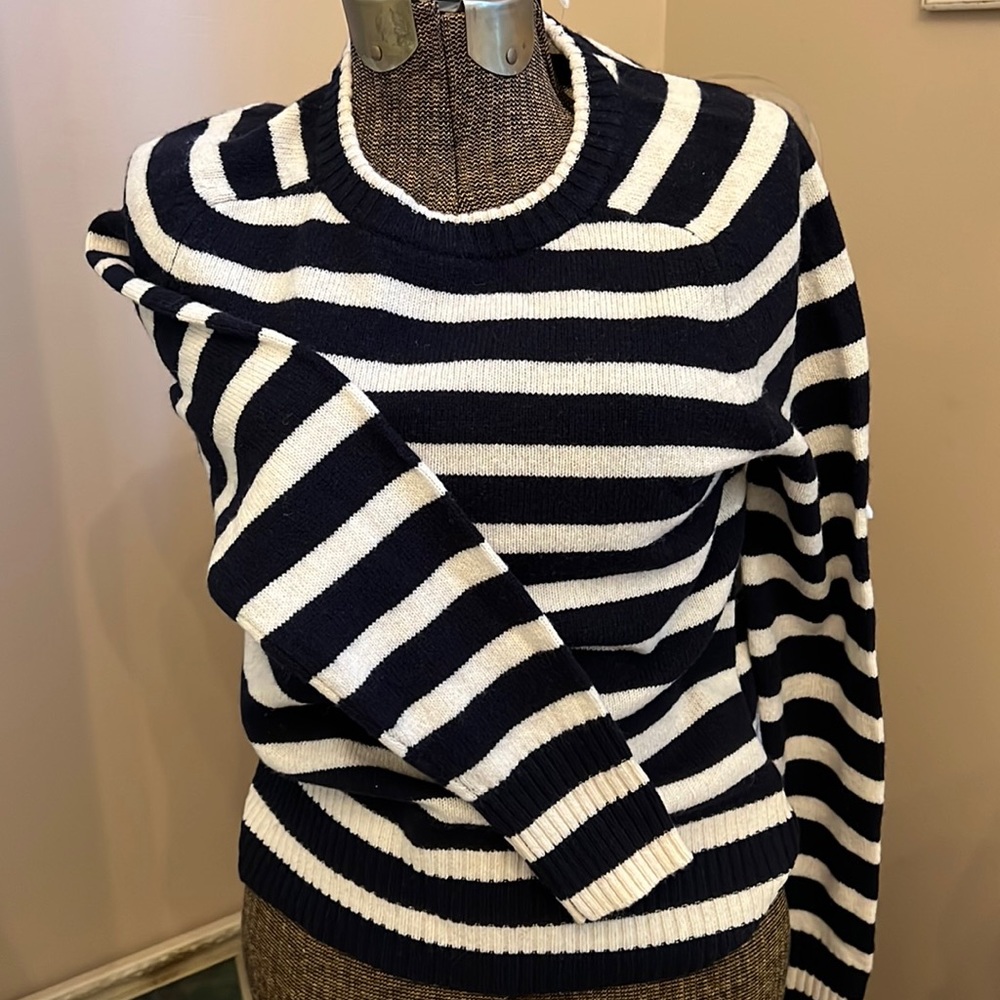Vintage ivory and black striped  crewneck sweater